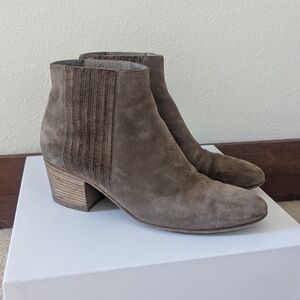 Vince Hallie Taupe Suede Leather Chelsea‎ Ankle Boots